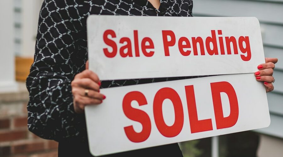 buying-selling-house